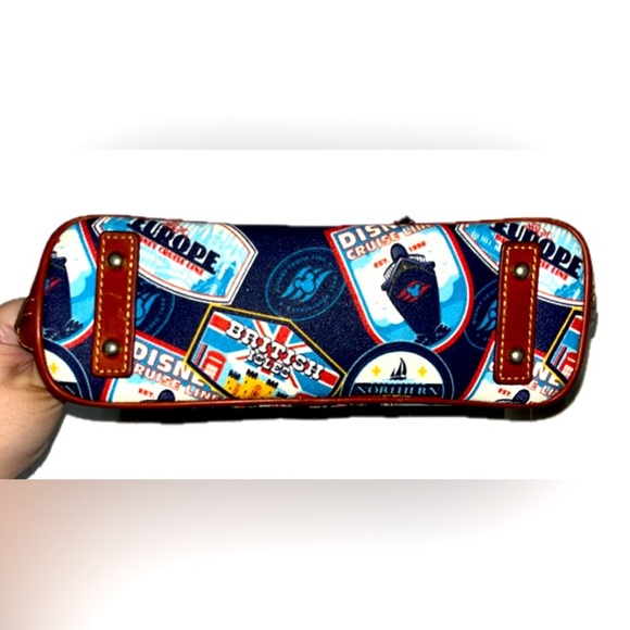 FINAL PRICE Dooney & Bourke Disney Cruise Line Europe 2018 Crossbody - Picture 5 of 16